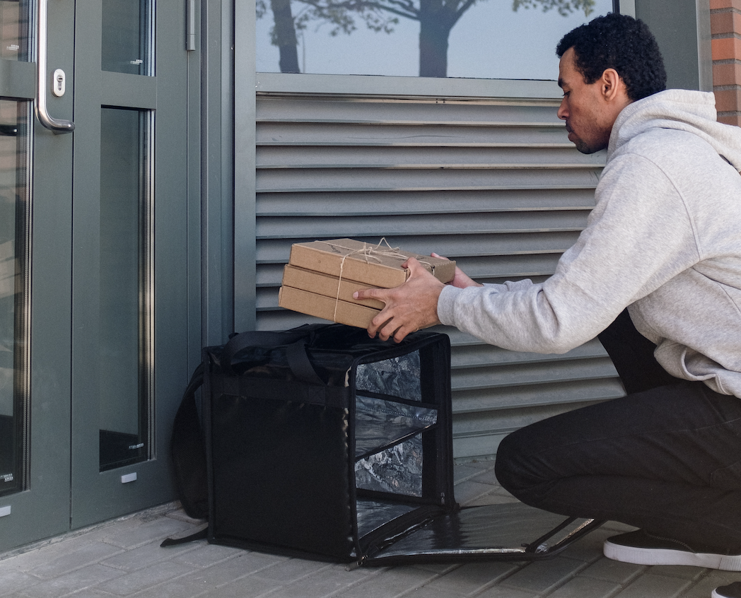 How Much Am I Supposed To Tip Gig Workers In Boston?