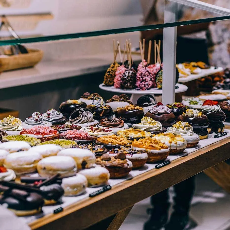 Bova’s Bakery: Boston’s 24/7 Pastry Icon