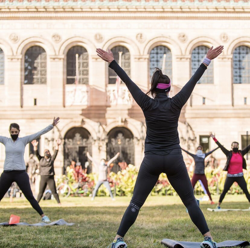 Flow Yoga on The Greenway (FREE) 1 Photo: healthworksfit instagram