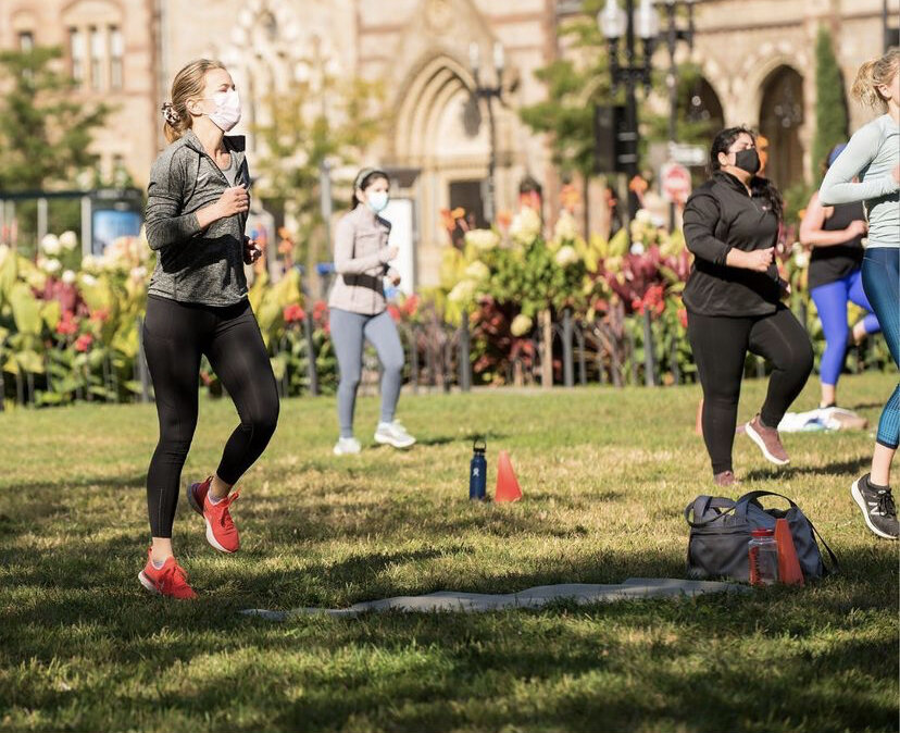 Flow Yoga on The Greenway (FREE) 2 Photo: healthworksfit instagram