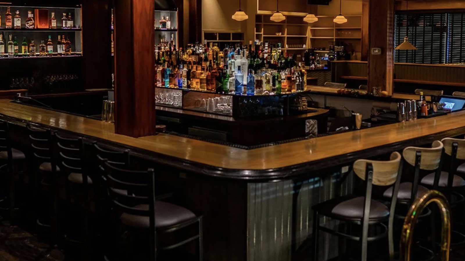The Bluebird Bar, cocktails in Newton