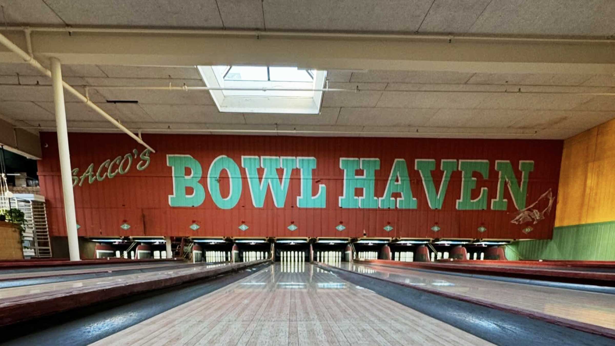 Sacco’s Bowl Haven, activities in Somerville