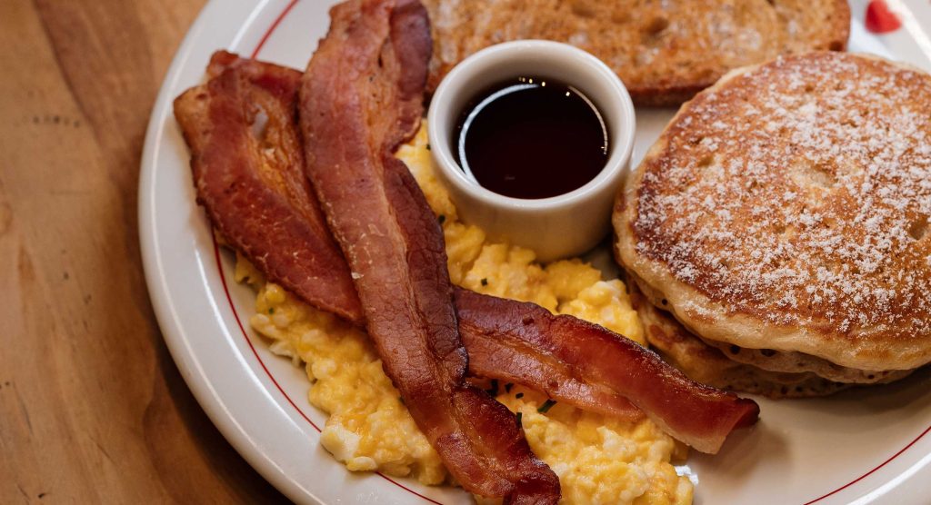 Brianna’s Cafe, breakfast in Somerville