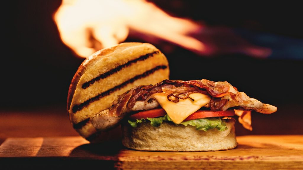 Earls Kitchen + Bar – Back Bay, american in Back Bay