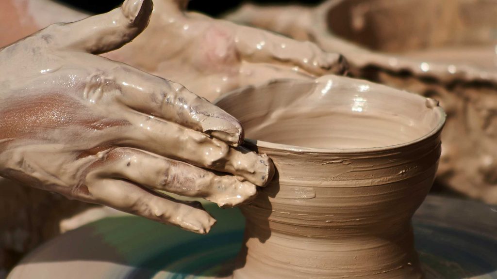 Clay Lounge, activities in Somerville