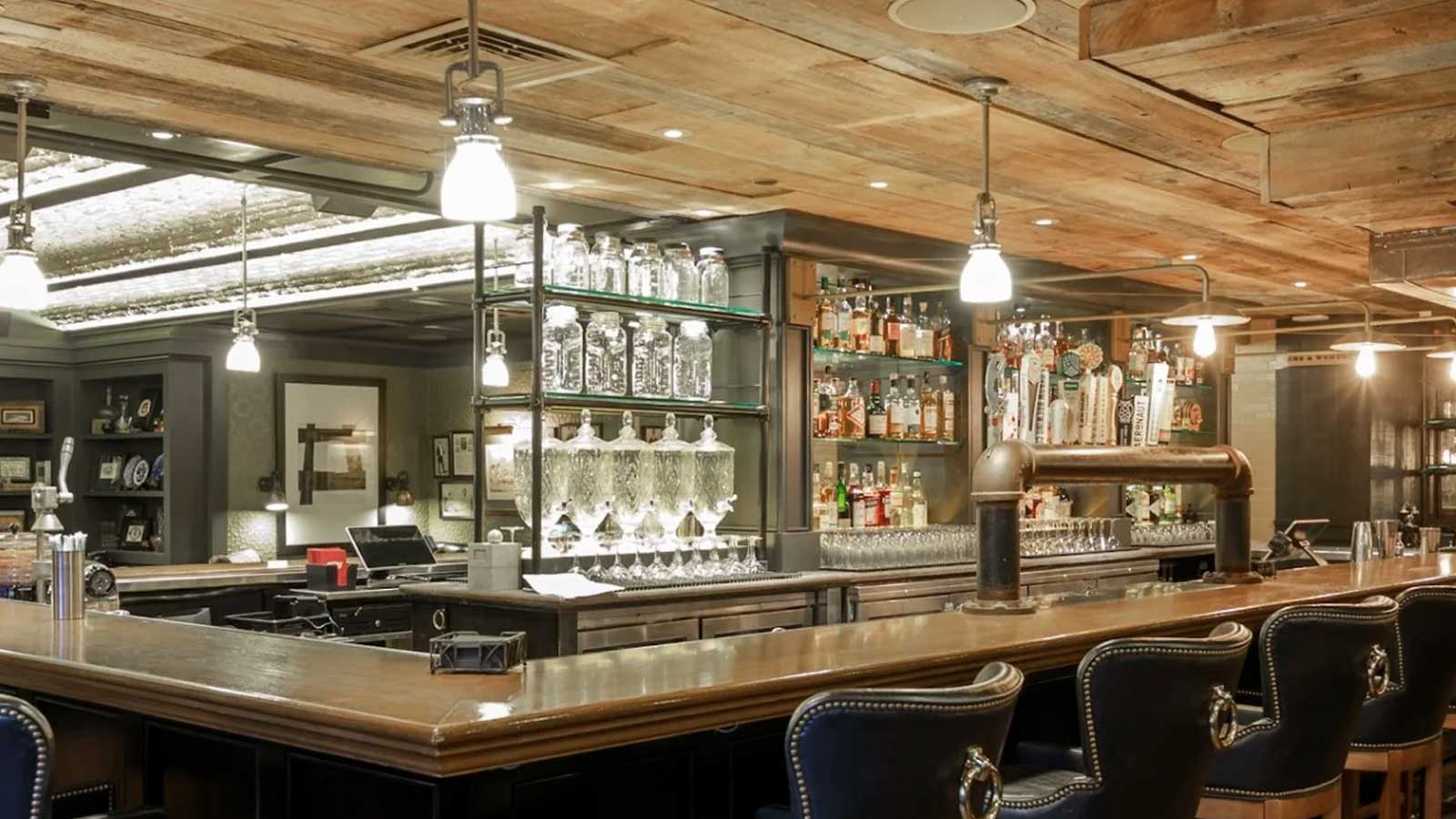 Grafton Street Pub and Grill, american in Harvard Square