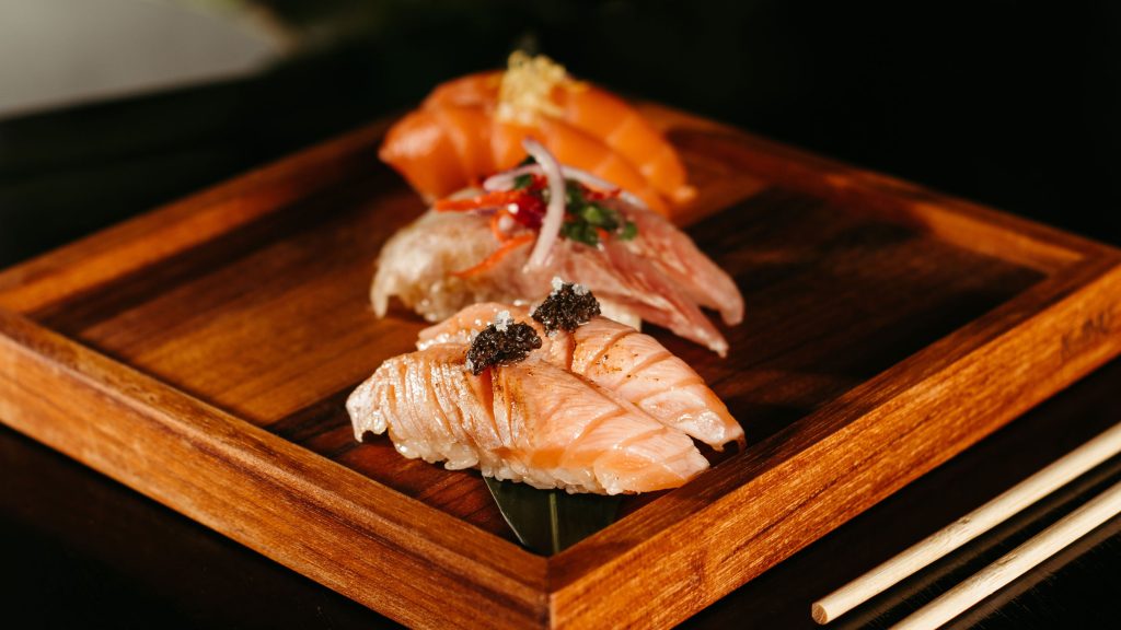 Hojoko, sushi in Fenway