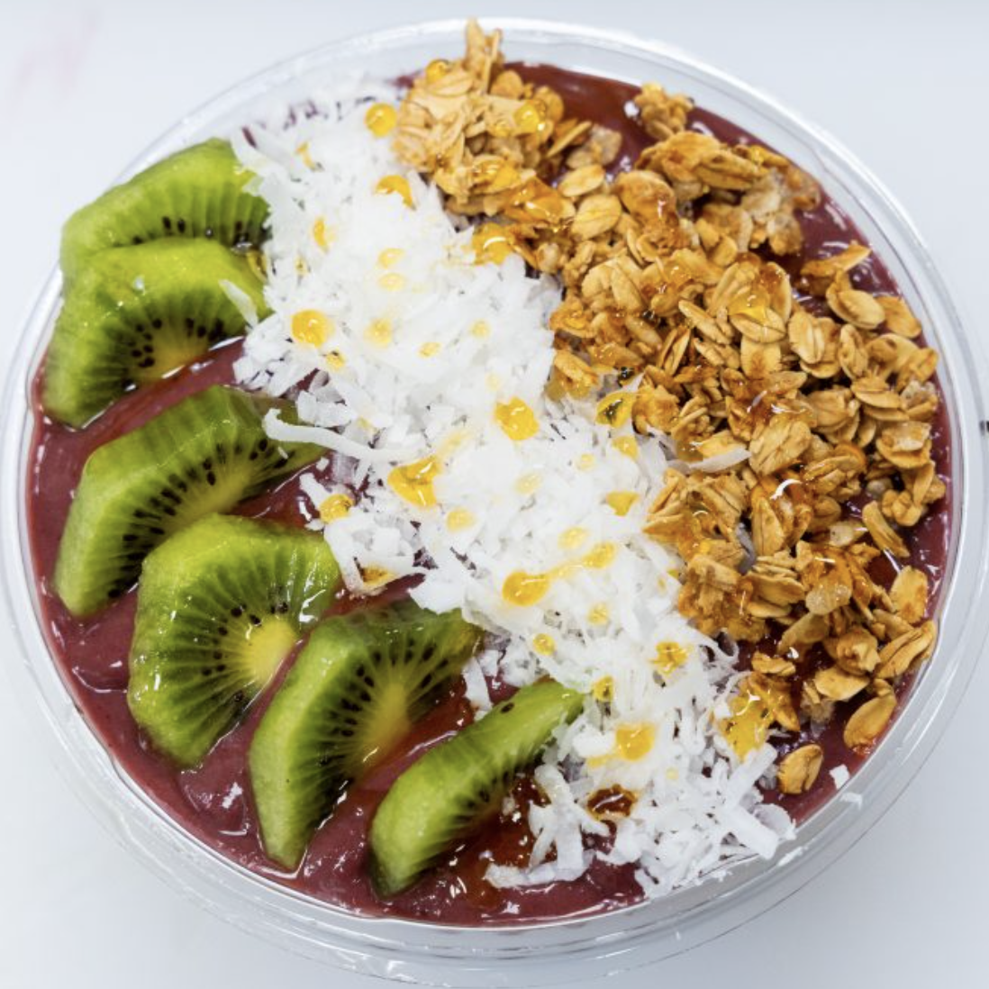 Kwench Juice Cafe, juice and smoothies in Brookline