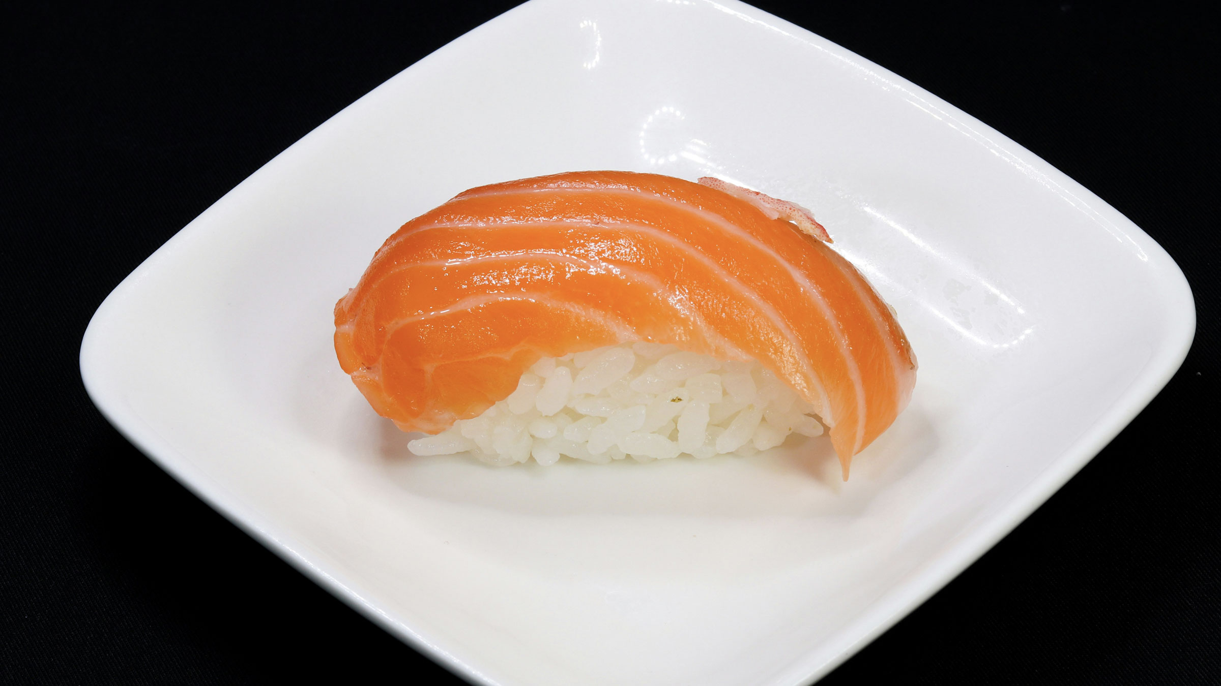 Momi Nonmi, sushi in Cambridge
