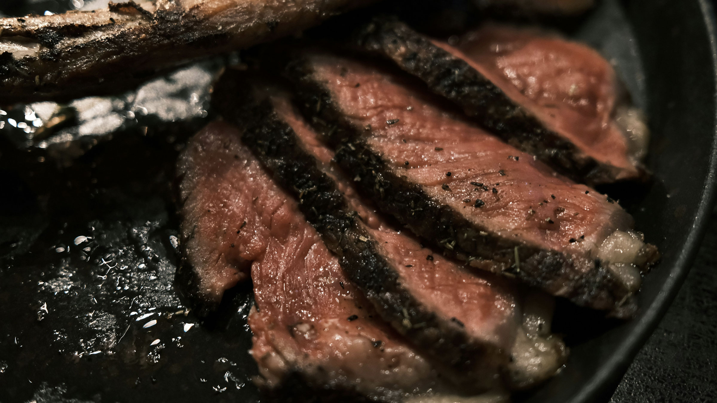 Morton’s The Steakhouse, steakhouse in Seaport