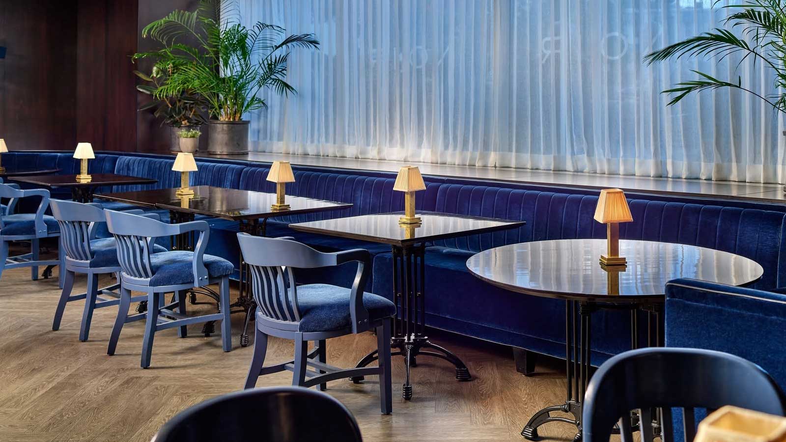 Noir, cocktails in Harvard Square