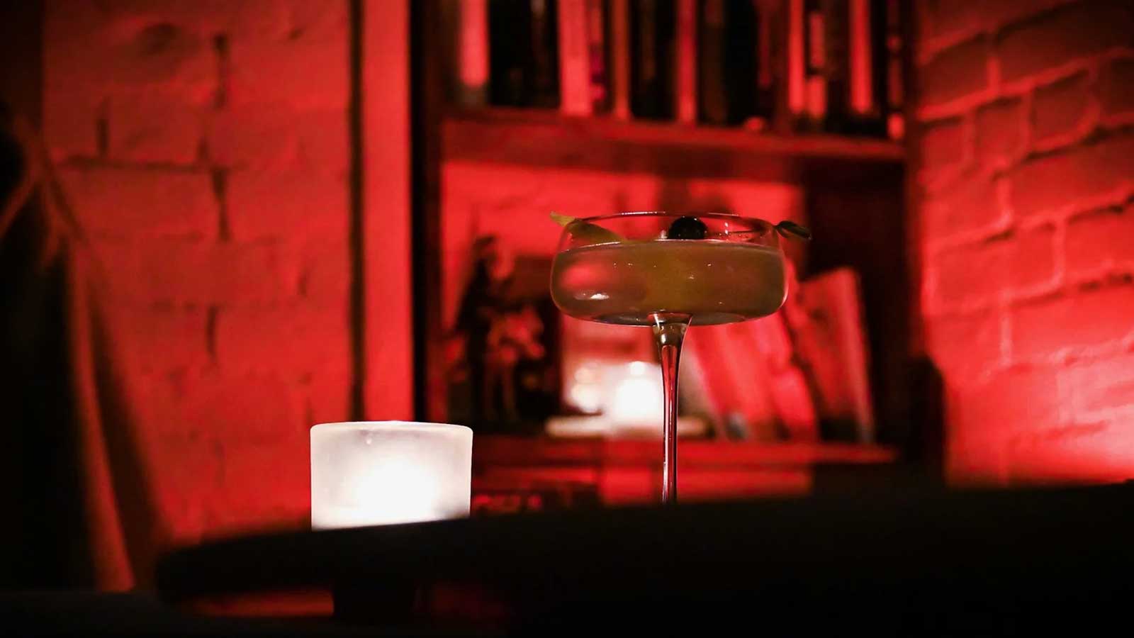 OFFSUIT, cocktails in Downtown