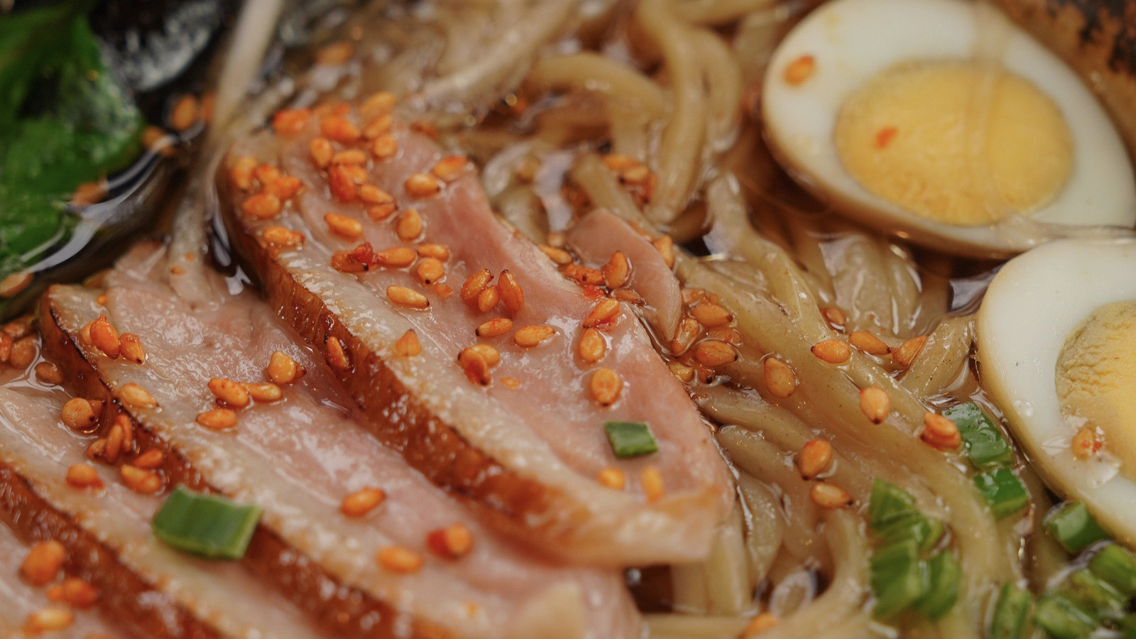 Waku Waku Ramen Chinatown, ramen in Chinatown