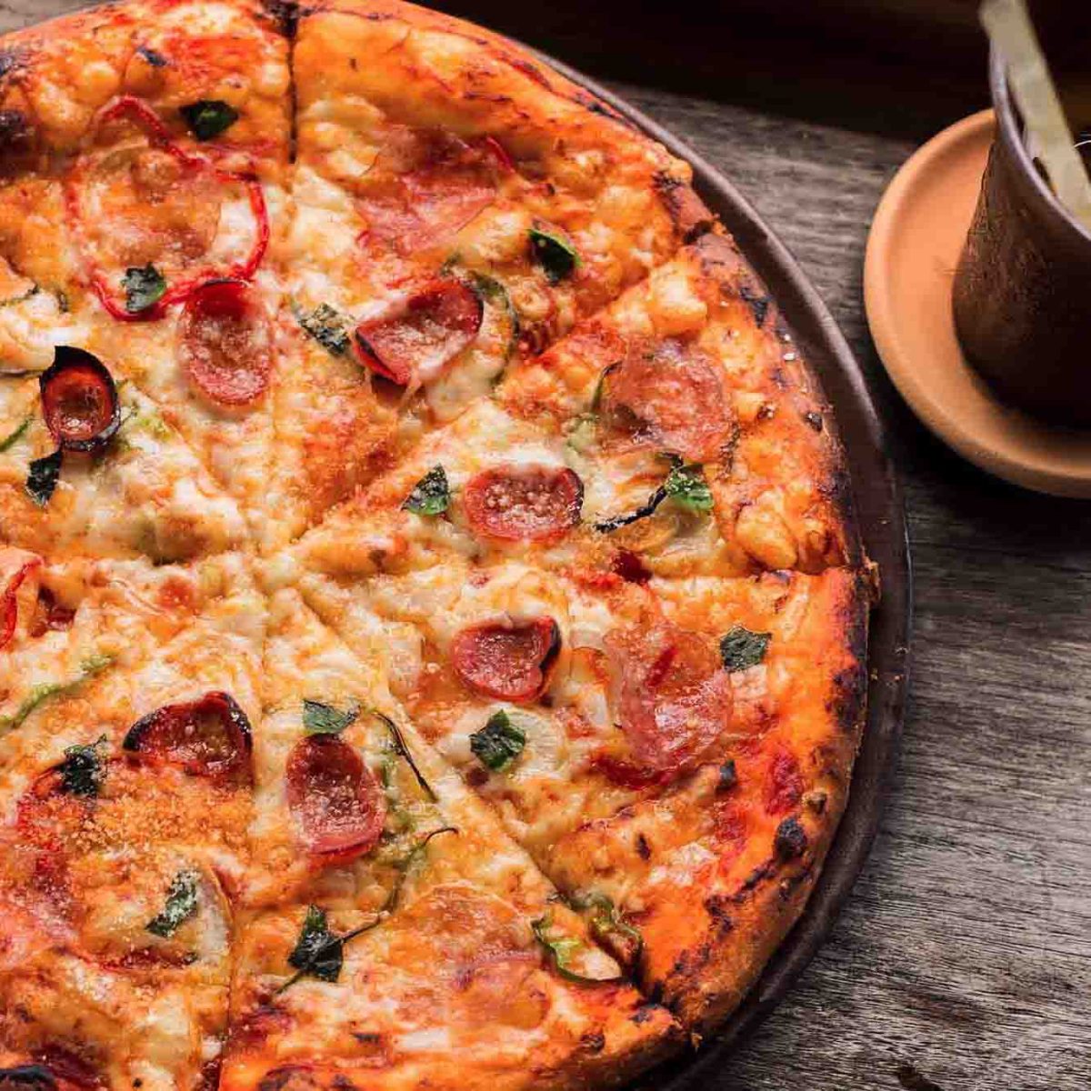 Rizzo’s Pizza, pizza in Jamaica Plain