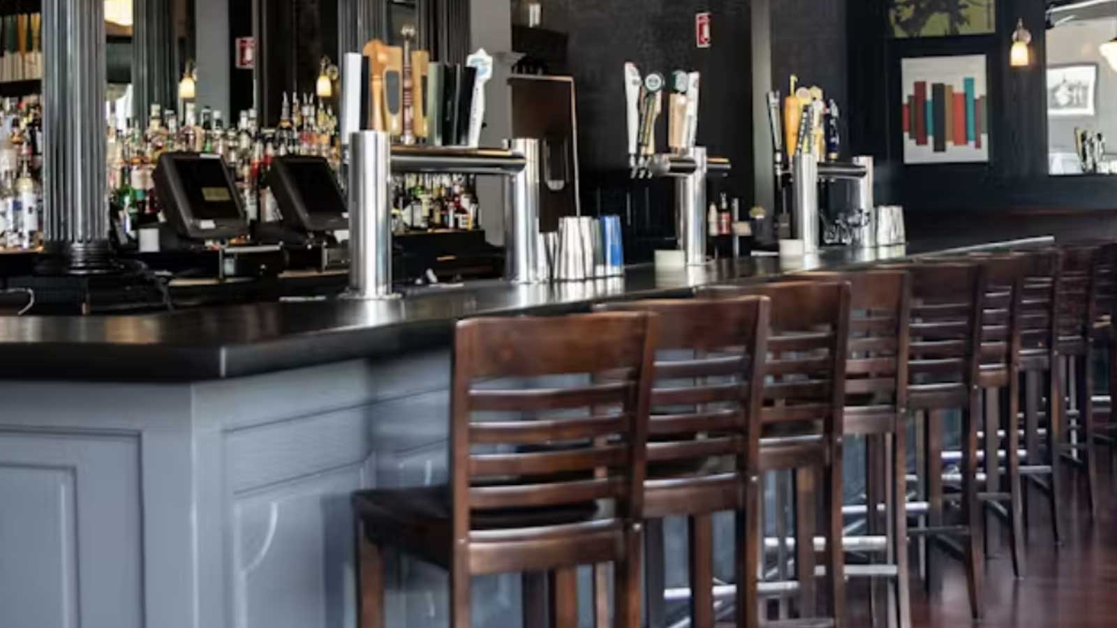 The Mission Bar and Grill, american in Mission Hill