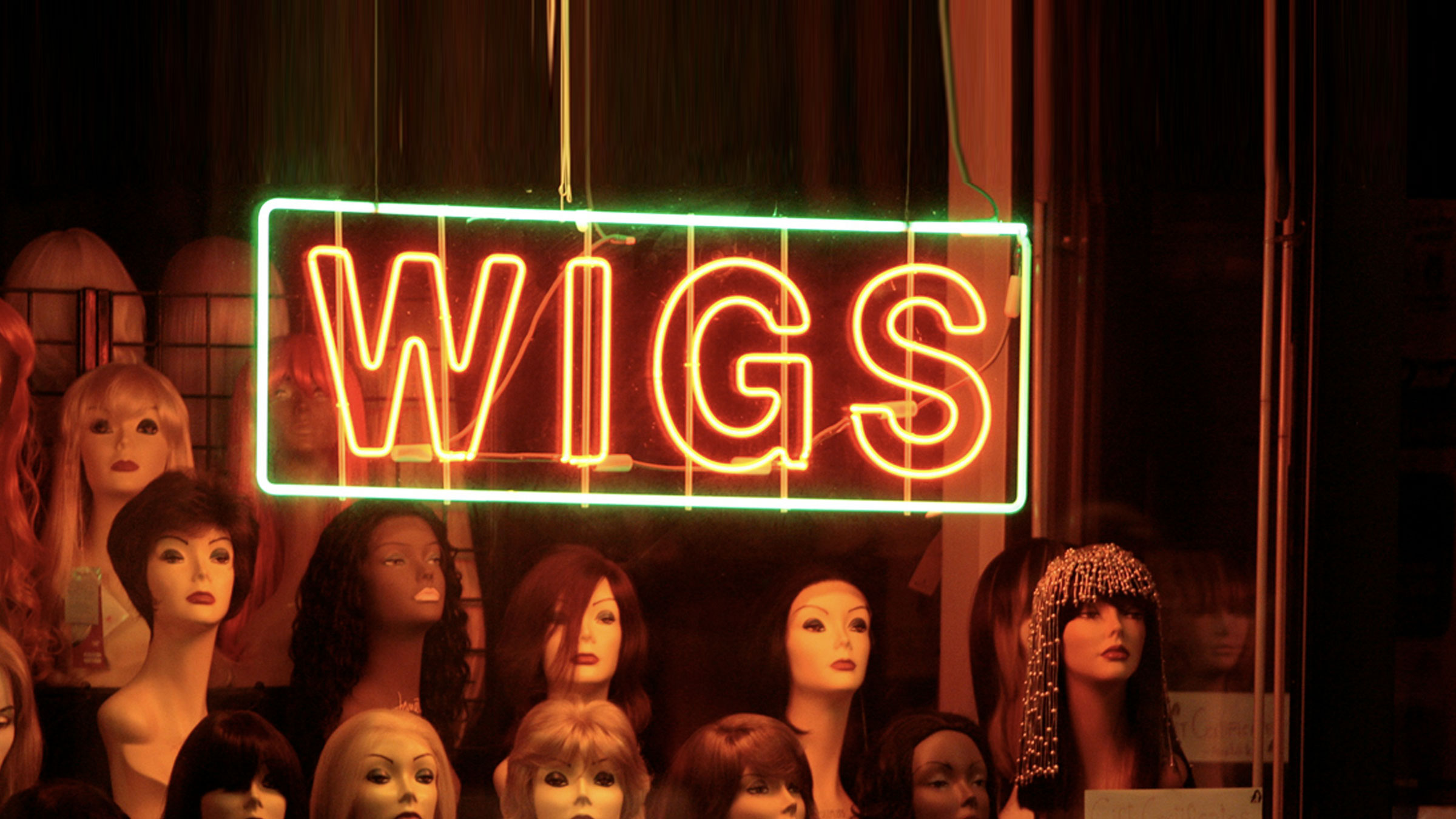 The Wig Shop, cocktails in Downtown