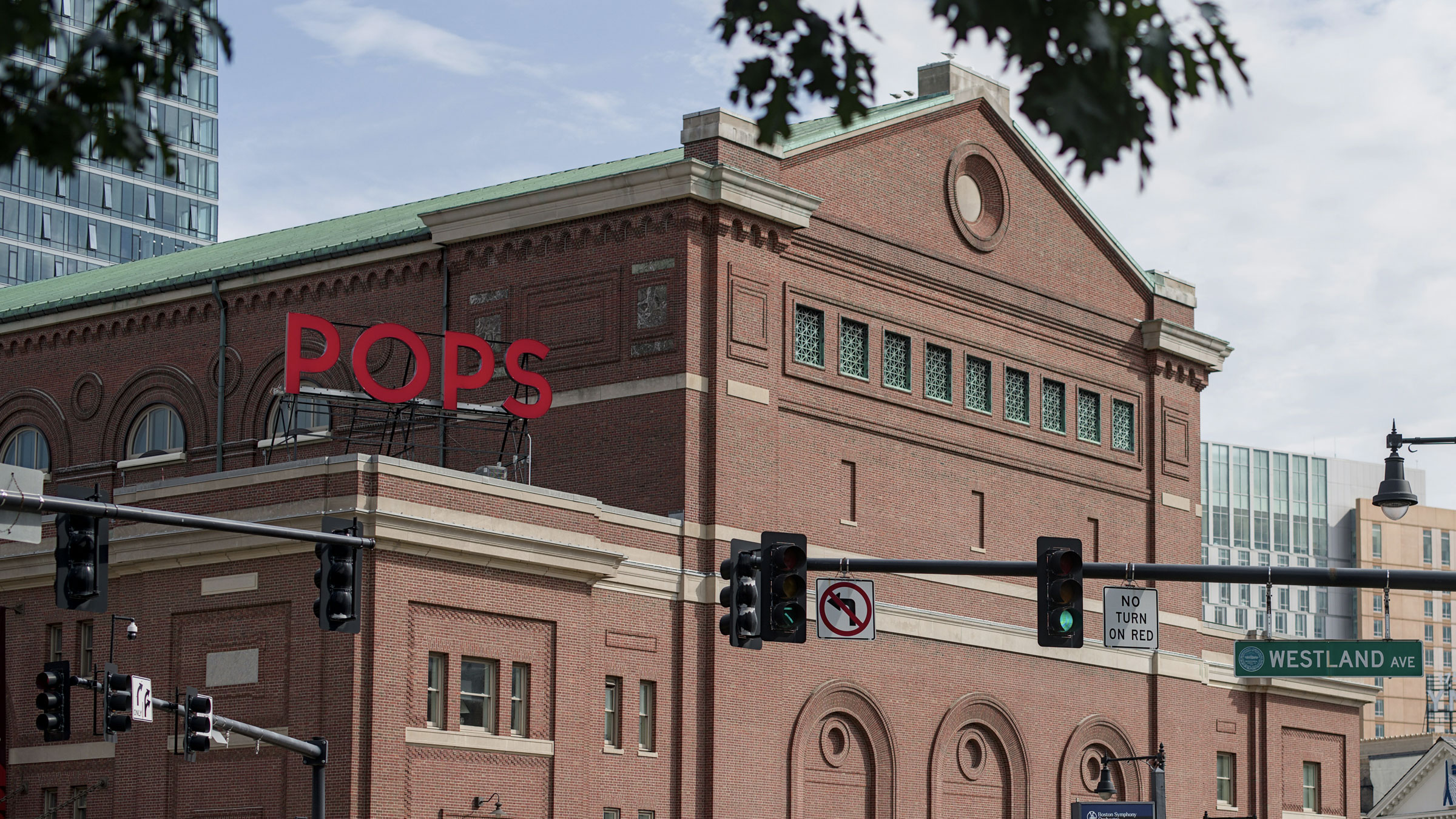 Symphony Hall, live music in Fenway